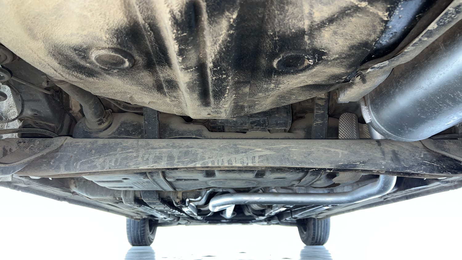 Used 2014 Hyundai Elite i20 Sportz 1.2 Petrol Manual extra REAR UNDERBODY VIEW (TAKEN FROM REAR)