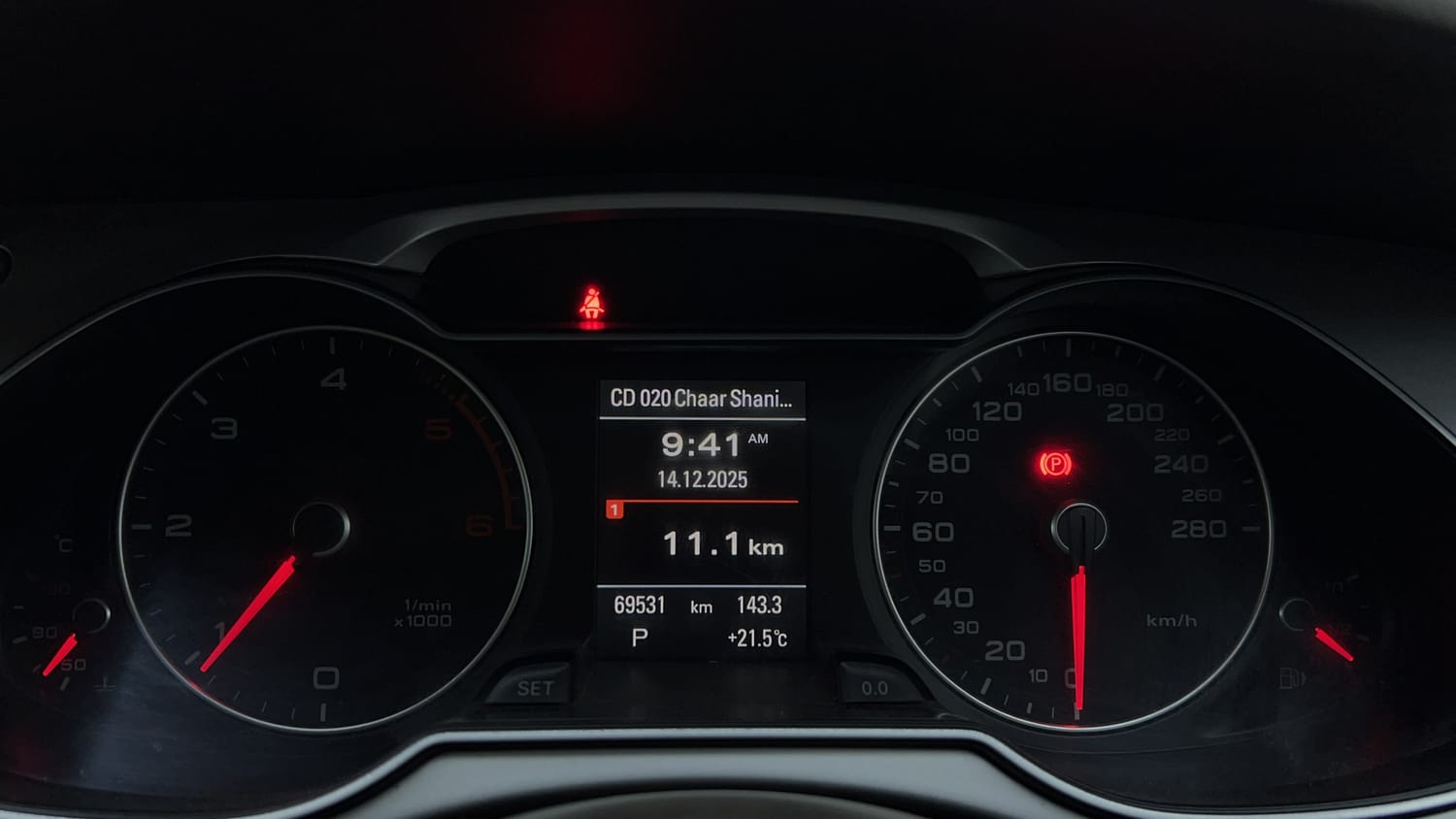 Used 2016 Audi A4 2.0 TDI (177bhp) Premium Plus Diesel Automatic interior CLUSTERMETER VIEW