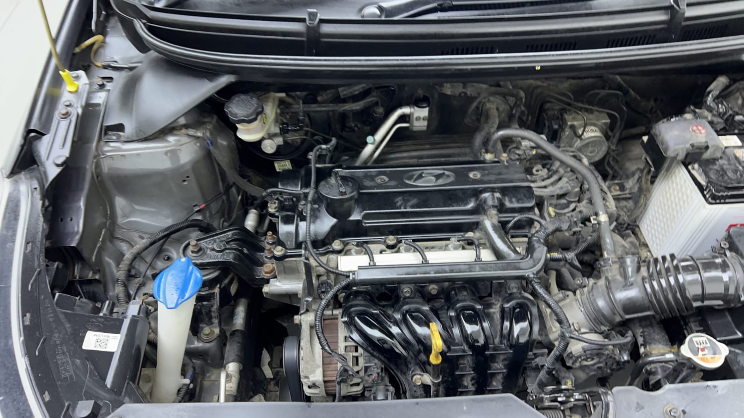 Used 2014 Hyundai Elite i20 Sportz 1.2 Petrol Manual engine ENGINE RIGHT SIDE VIEW