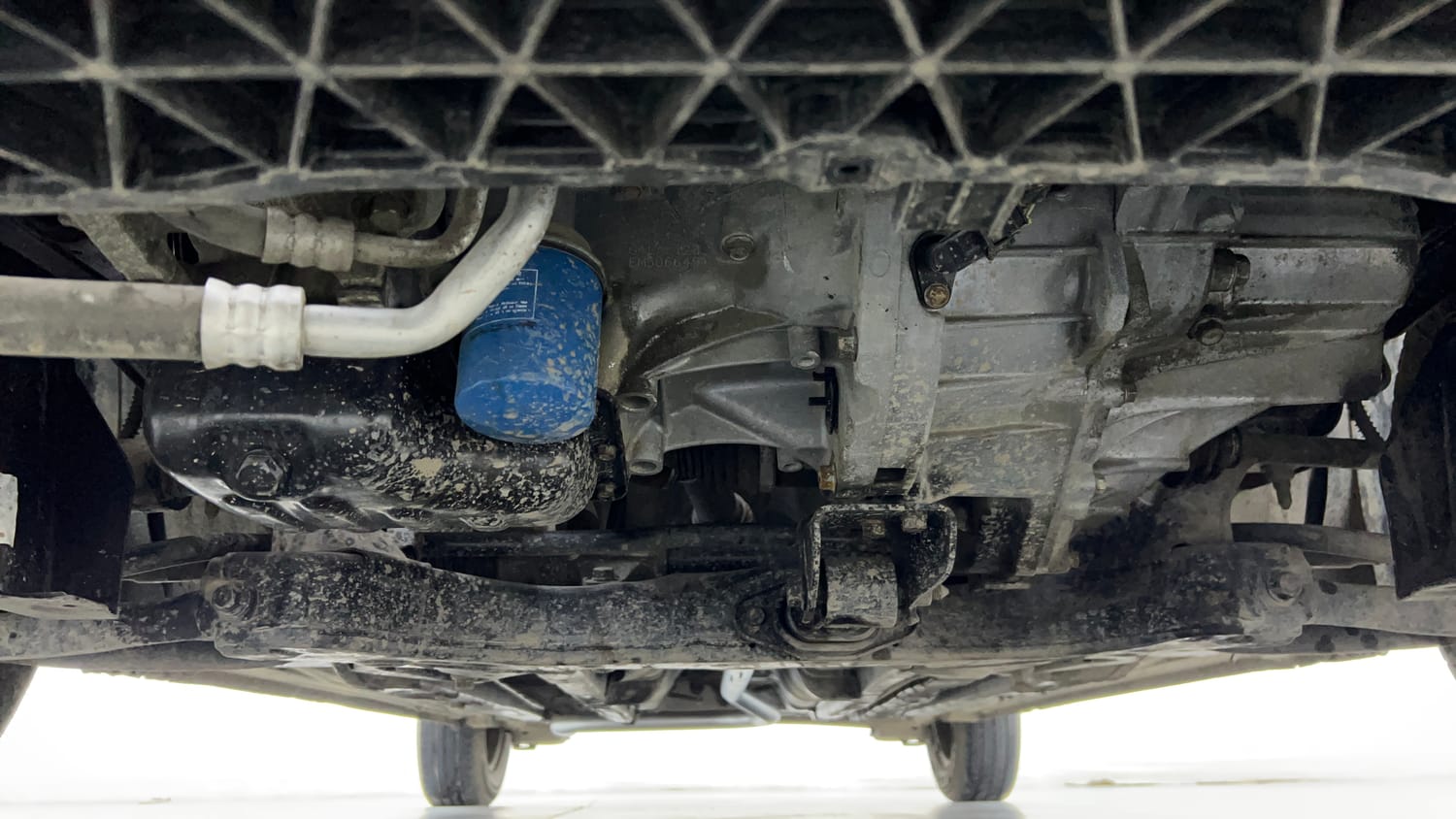 Used 2014 Hyundai Elite i20 Sportz 1.2 Petrol Manual extra FRONT LEFT UNDERBODY VIEW