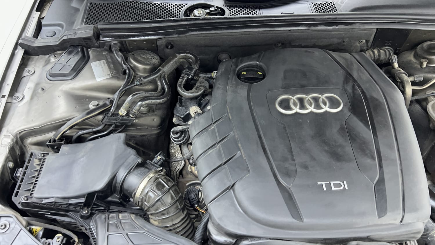 Used 2016 Audi A4 2.0 TDI (177bhp) Premium Plus Diesel Automatic engine ENGINE RIGHT SIDE VIEW