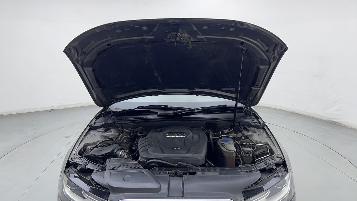 Used 2016 Audi A4 2.0 TDI (177bhp) Premium Plus Diesel Automatic engine ENGINE & BONNET OPEN FRONT VIEW