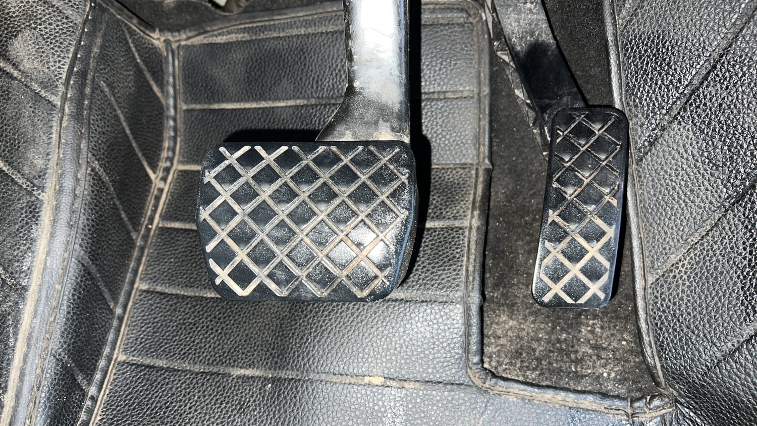 Used 2018 Skoda Kodiaq Style 2.0 TDI 4x4 AT Diesel Automatic interior PEDALS VIEW