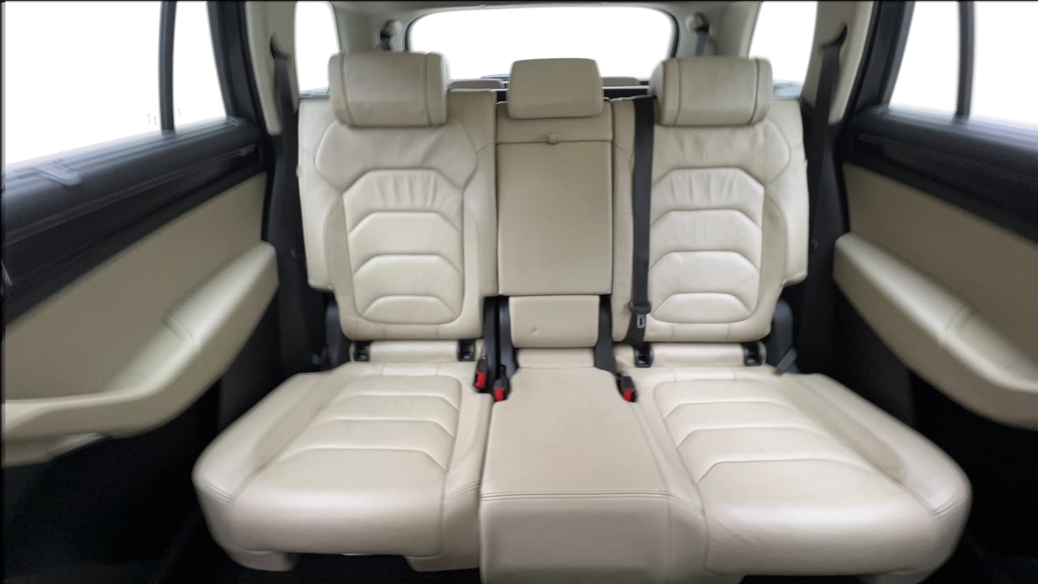 Used 2018 Skoda Kodiaq Style 2.0 TDI 4x4 AT Diesel Automatic interior REAR SEAT CONDITION VIEW