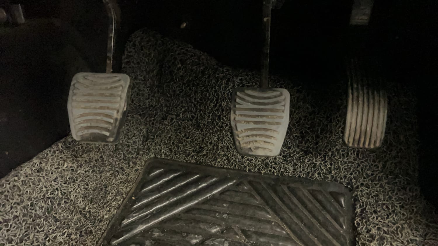 Used 2021 mahindra Thar LX Hard Top Diesel MT 4WD Diesel Manual interior PEDALS VIEW