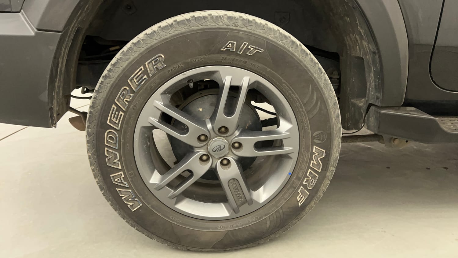 Used 2021 mahindra Thar LX Hard Top Diesel MT 4WD Diesel Manual tyres RIGHT REAR TYRE RIM VIEW
