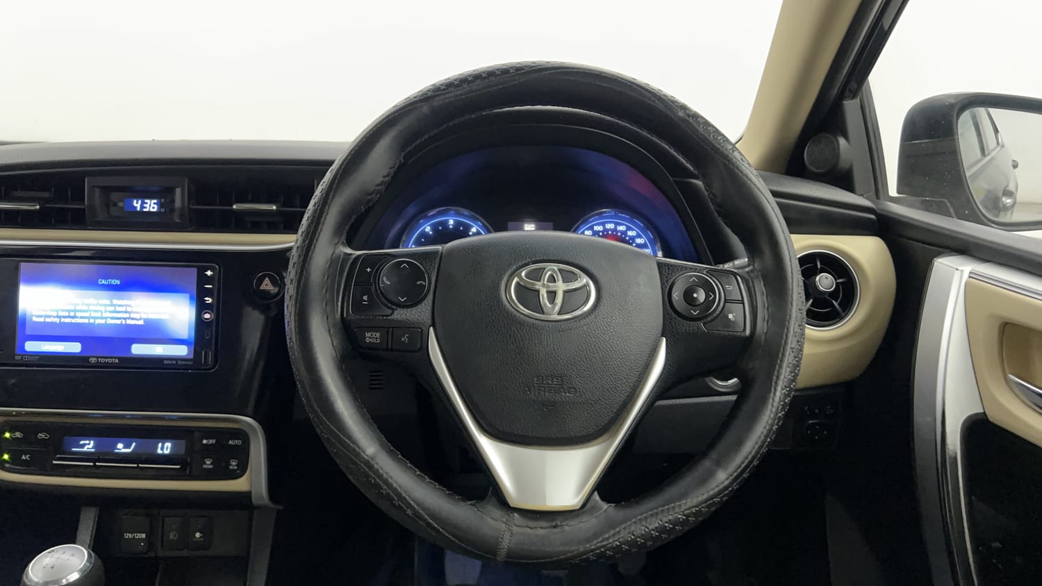 Used 2018 Toyota Corolla Altis GL Diesel Diesel Manual interior STEERING VIEW
