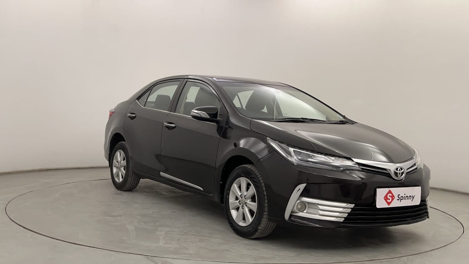Used 2018 Toyota Corolla Altis GL Diesel Diesel Manual exterior RIGHT FRONT CORNER VIEW