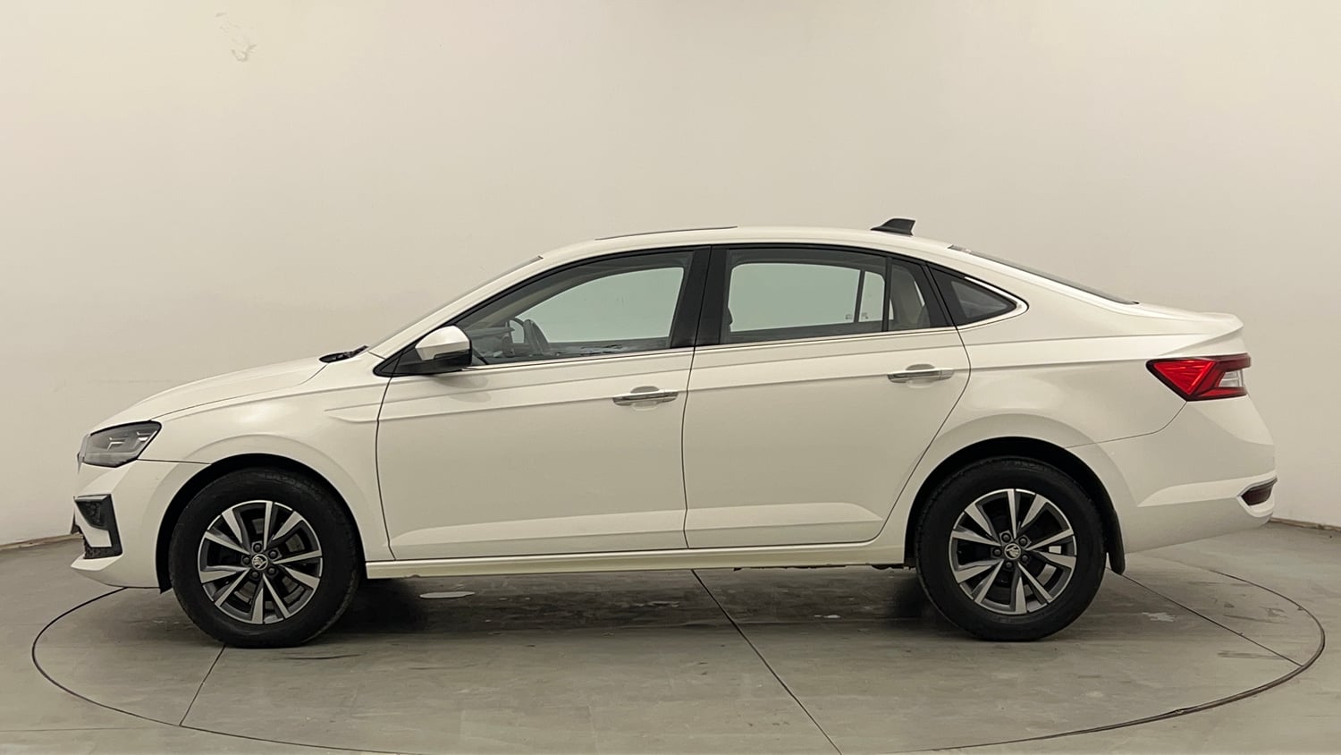 Used 2023 Skoda Slavia Style 1.5L TSI DSG Petrol Automatic exterior LEFT SIDE VIEW