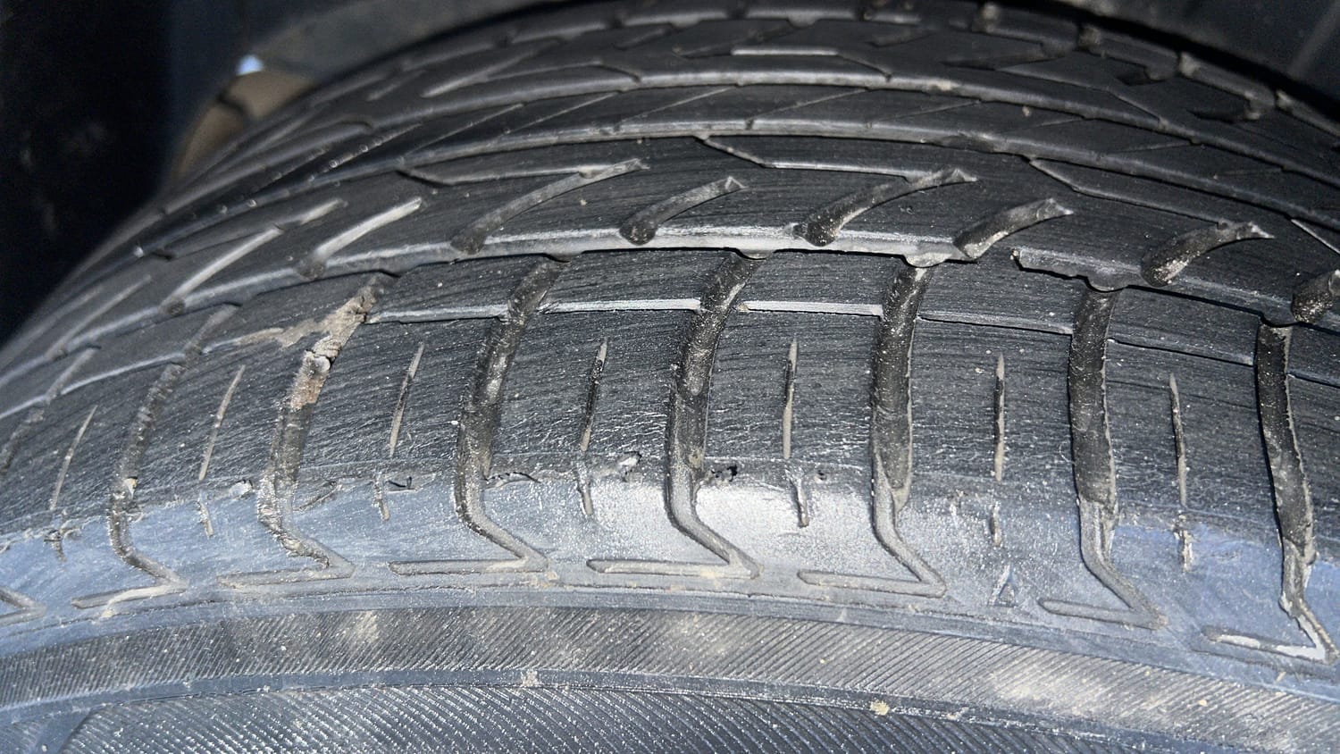 Used 2024 Mahindra XUV 3XO AX5 1.5 Diesel Diesel Manual tyres RIGHT REAR TYRE TREAD VIEW