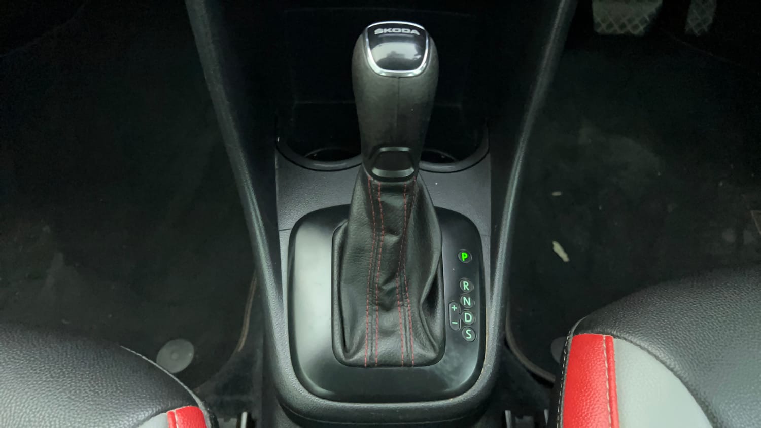Used 2021 Skoda Rapid Style AT Petrol Automatic interior GEAR  KNOB VIEW