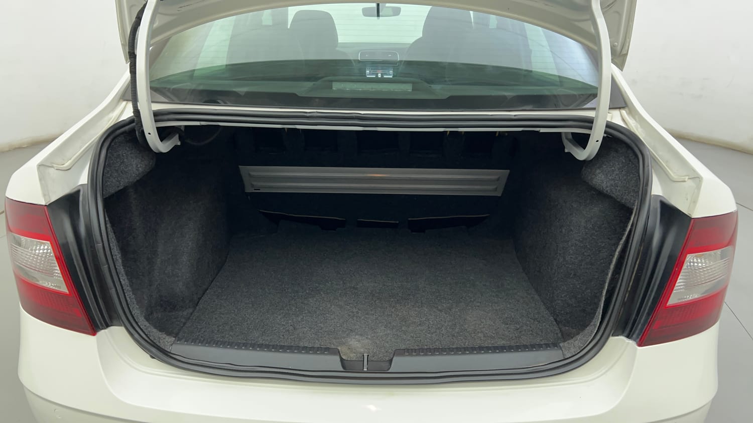 Used 2021 Skoda Rapid Style AT Petrol Automatic interior DICKY INSIDE VIEW