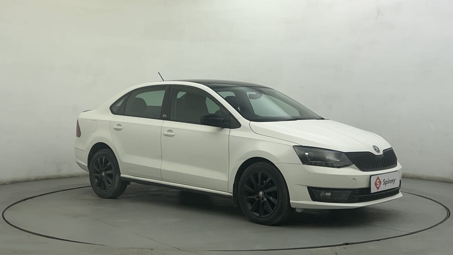 Used 2021 Skoda Rapid Style AT Petrol Automatic exterior RIGHT FRONT CORNER VIEW