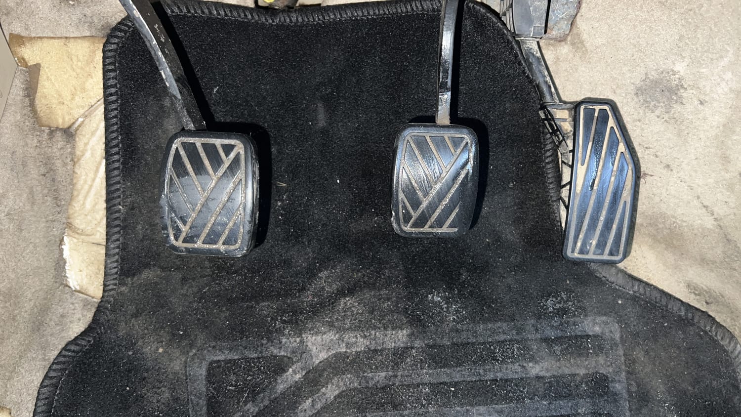 Used 2019 Maruti Suzuki Ertiga ZDi Plus 1.5 Diesel Diesel Manual interior PEDALS VIEW