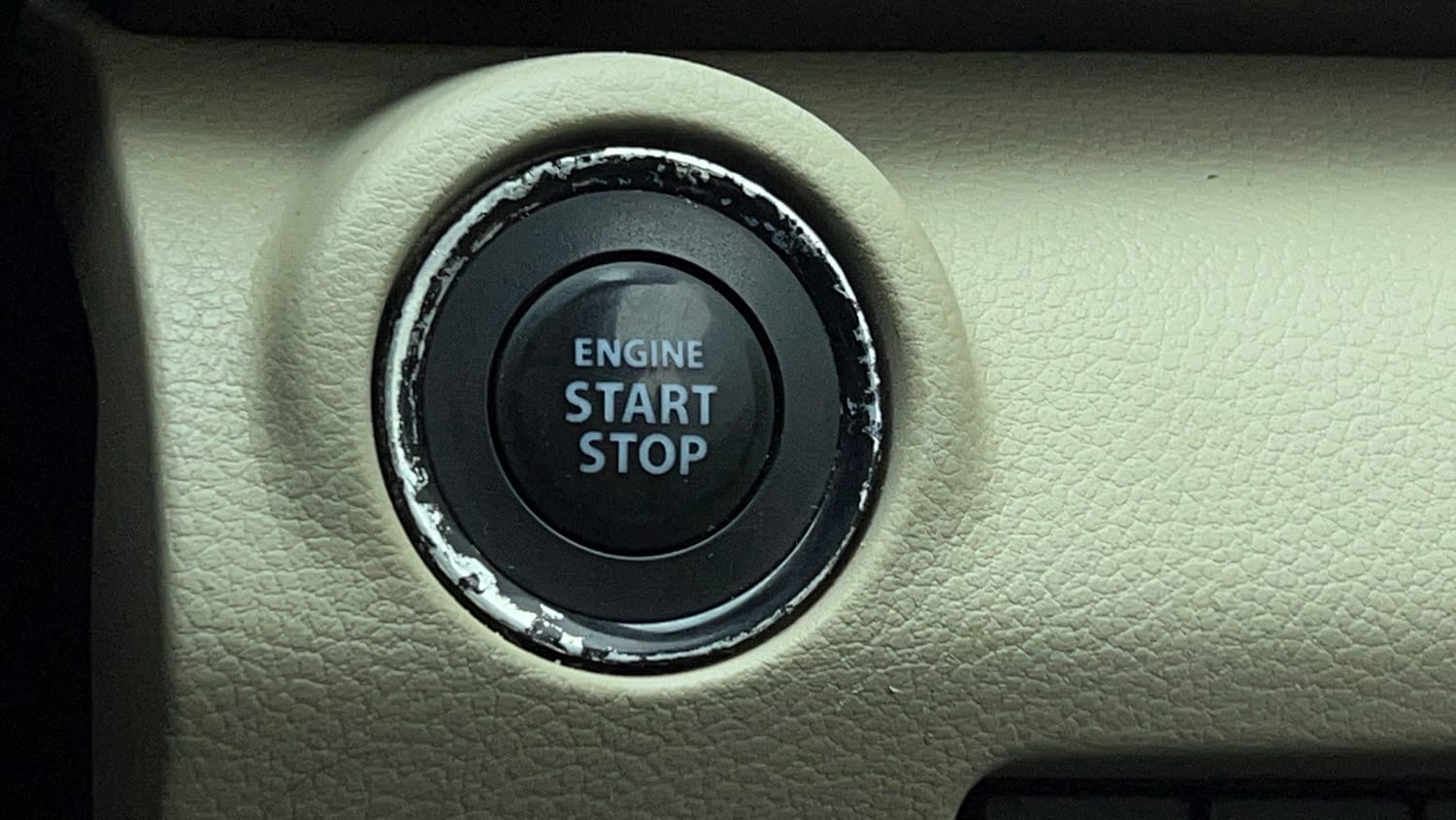 Used 2019 Maruti Suzuki Ertiga ZDi Plus 1.5 Diesel Diesel Manual top_features Keyless start