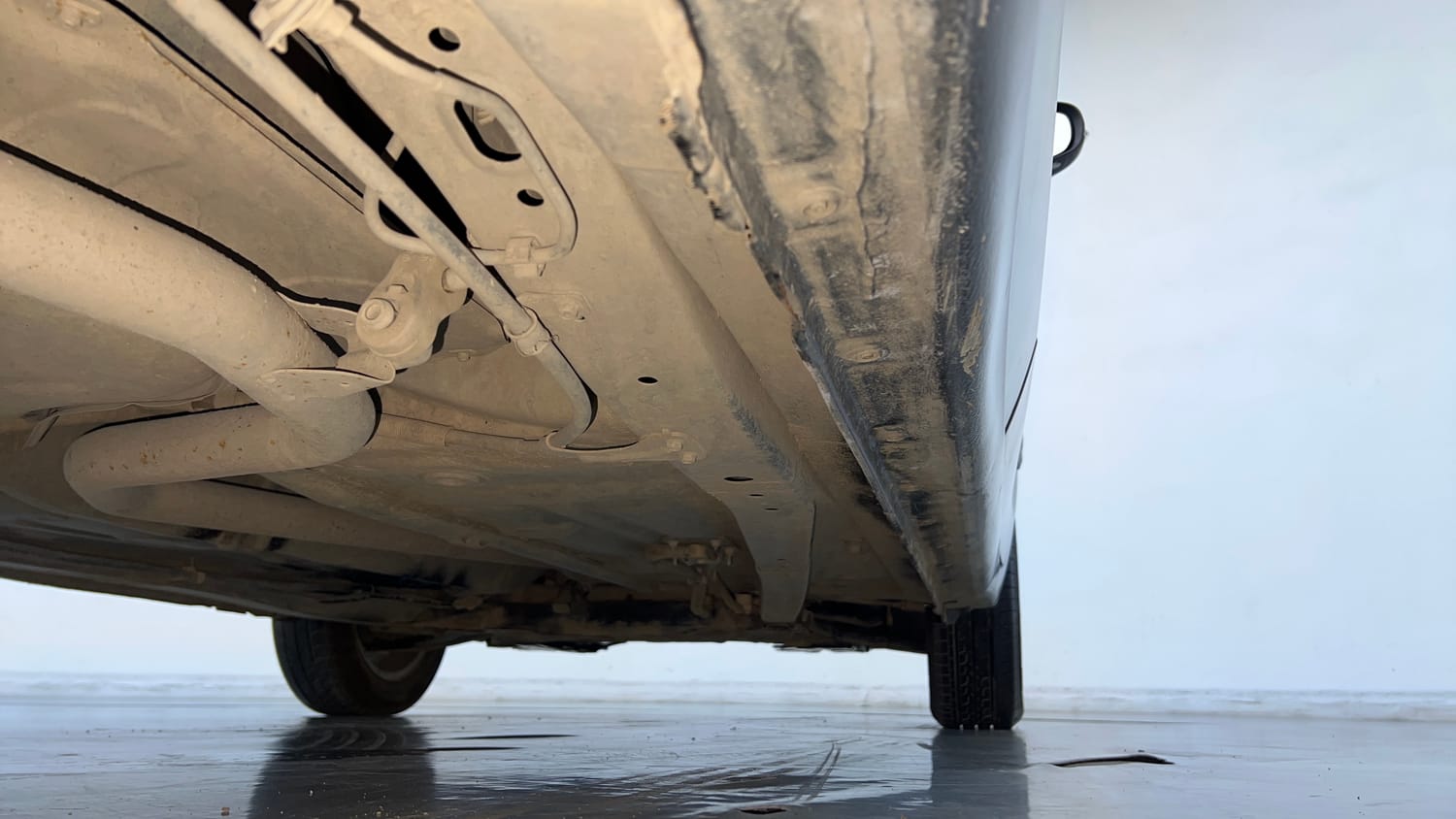 Used 2019 Maruti Suzuki Ertiga ZDi Plus 1.5 Diesel Diesel Manual extra REAR RIGHT UNDERBODY VIEW