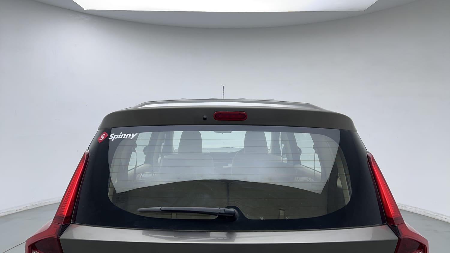 Used 2019 Maruti Suzuki Ertiga ZDi Plus 1.5 Diesel Diesel Manual exterior BACK WINDSHIELD VIEW