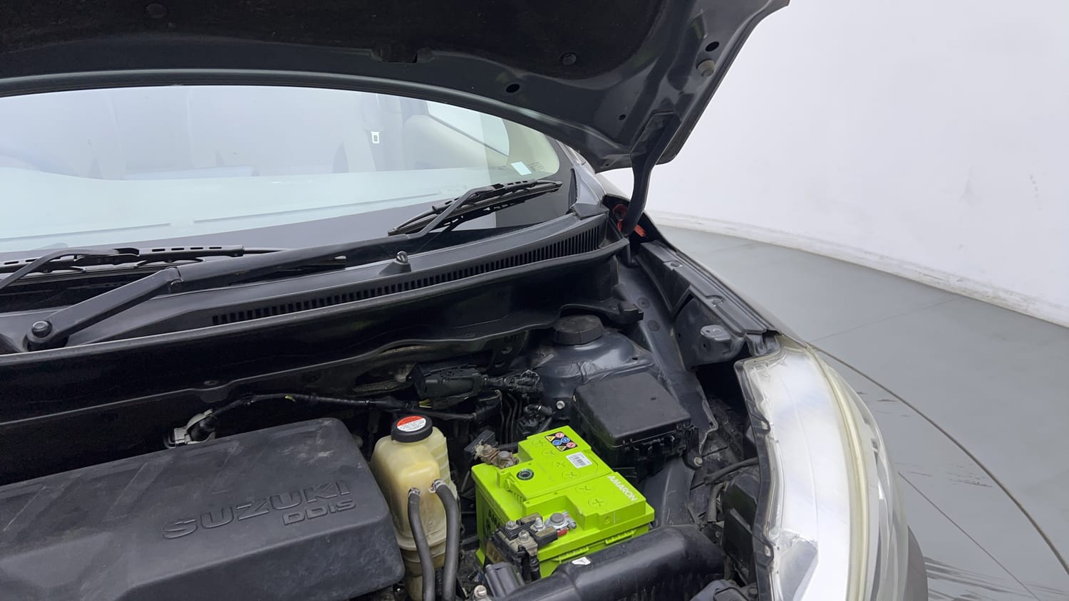 Used 2019 Maruti Suzuki Ertiga ZDi Plus 1.5 Diesel Diesel Manual engine ENGINE LEFT SIDE HINGE & APRON VIEW