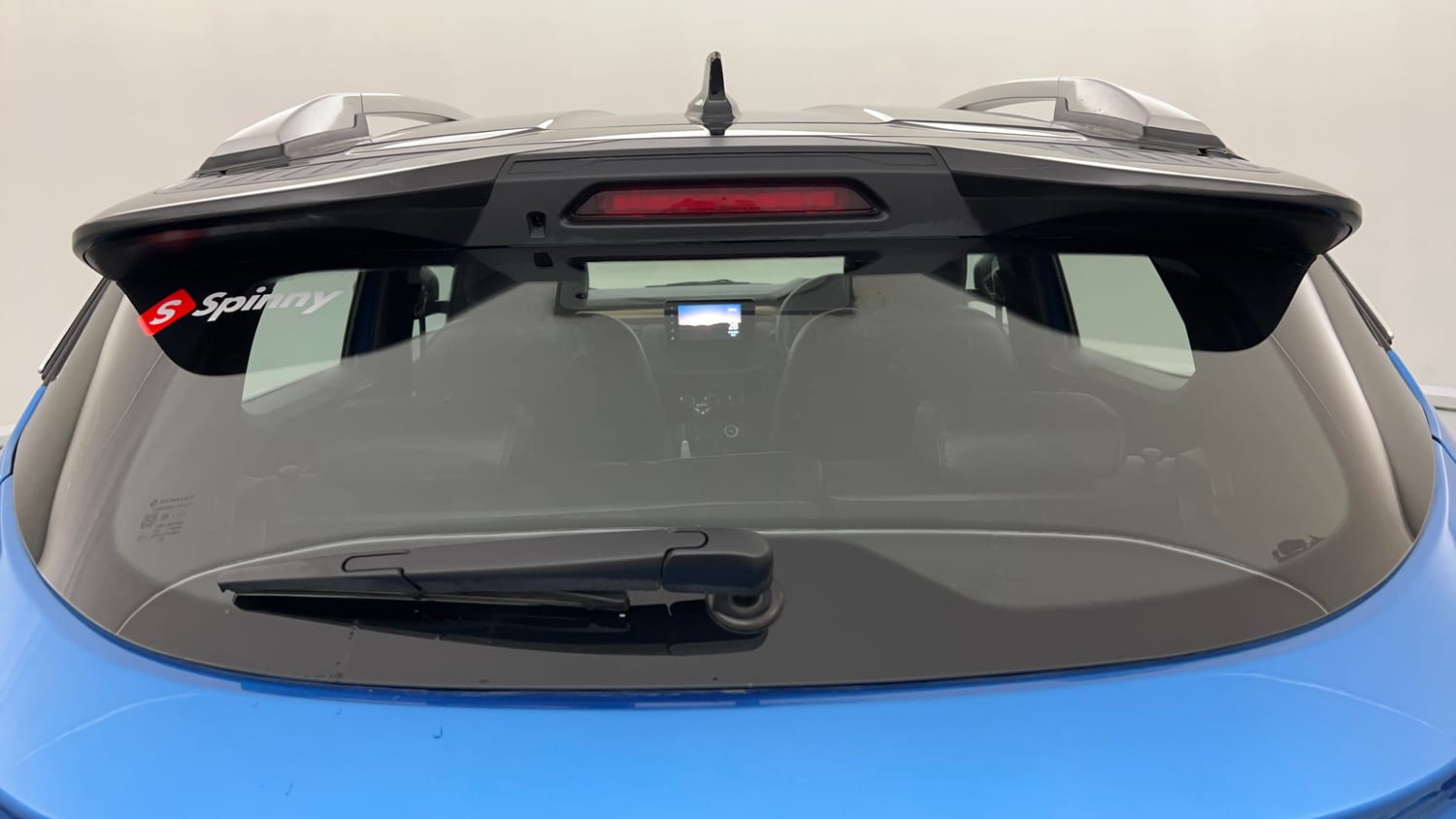 Used 2021 Renault Kiger RXT 1.0 Turbo MT Petrol Manual exterior BACK WINDSHIELD VIEW