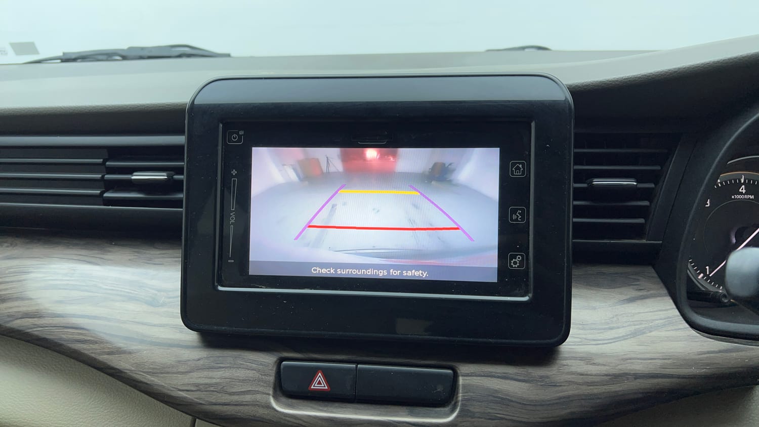 Used 2019 Maruti Suzuki Ertiga ZDi Plus 1.5 Diesel Diesel Manual top_features Rear camera