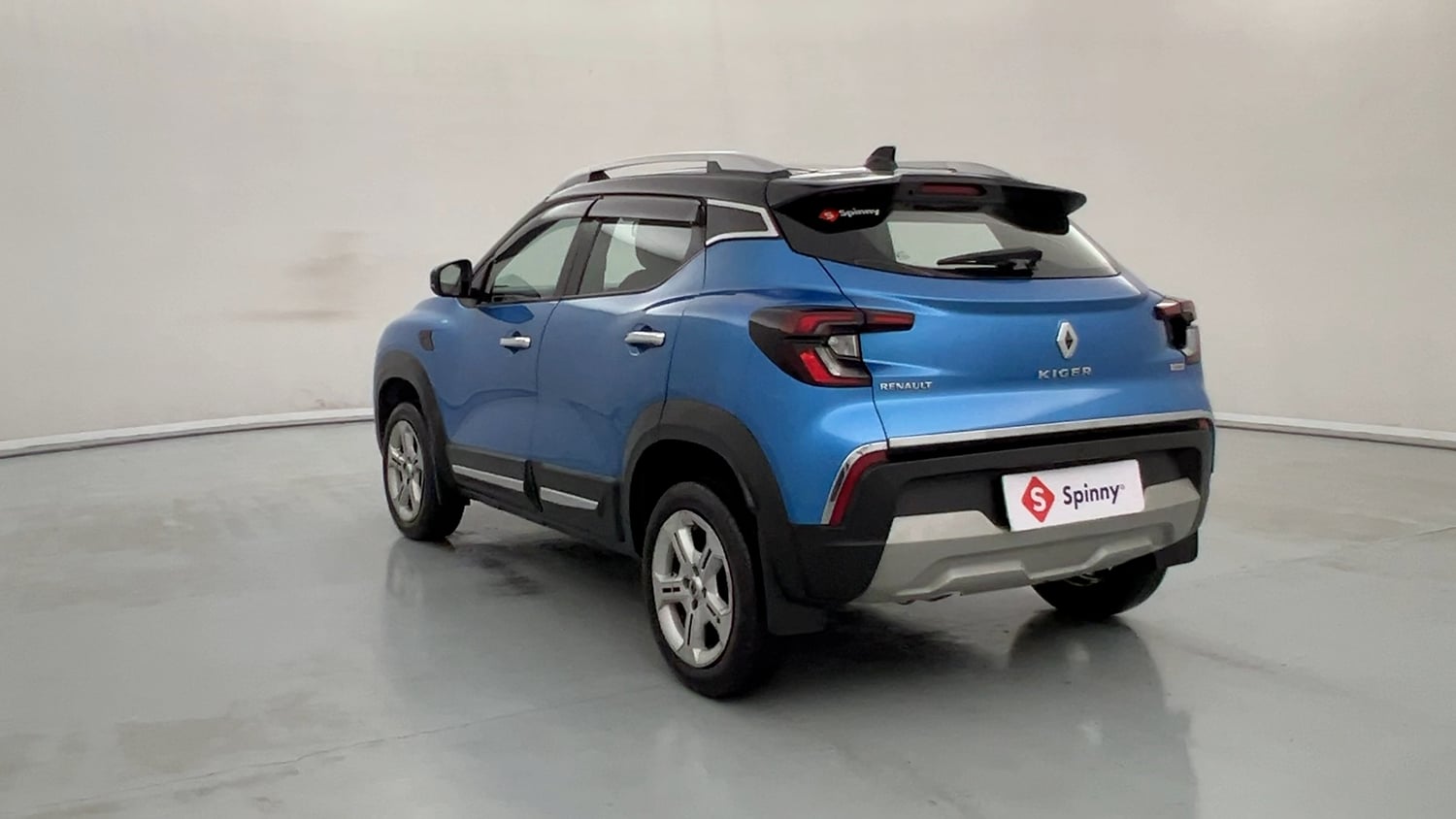 Used 2021 Renault Kiger RXT 1.0 Turbo MT Petrol Manual exterior LEFT REAR CORNER VIEW