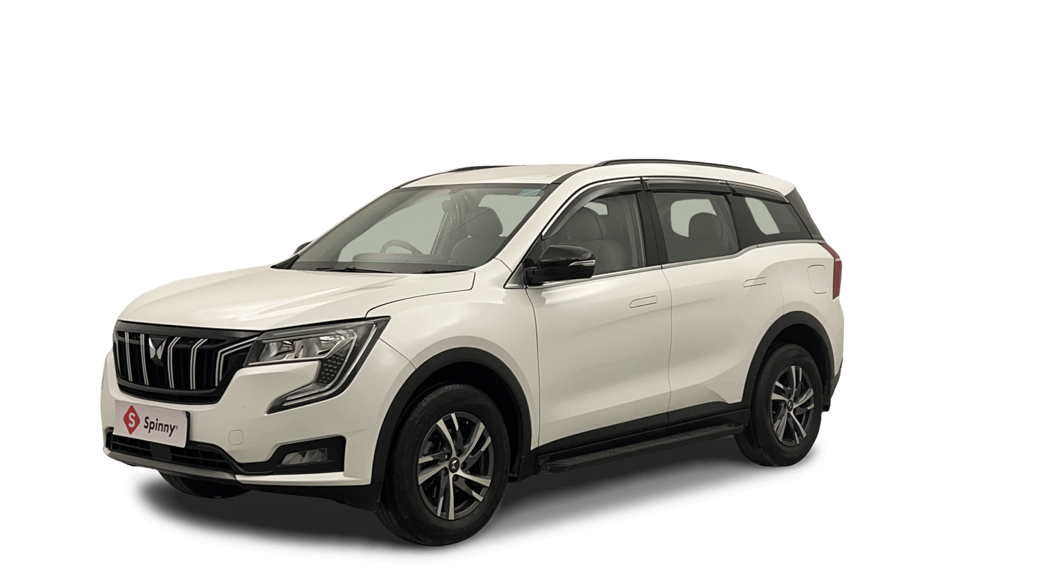 Used 2024 Mahindra XUV700 AX 3 Petrol AT 5 STR Petrol Automatic Image