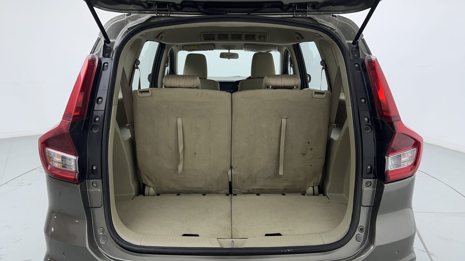 Used 2019 Maruti Suzuki Ertiga ZDi Plus 1.5 Diesel Diesel Manual interior DICKY INSIDE VIEW