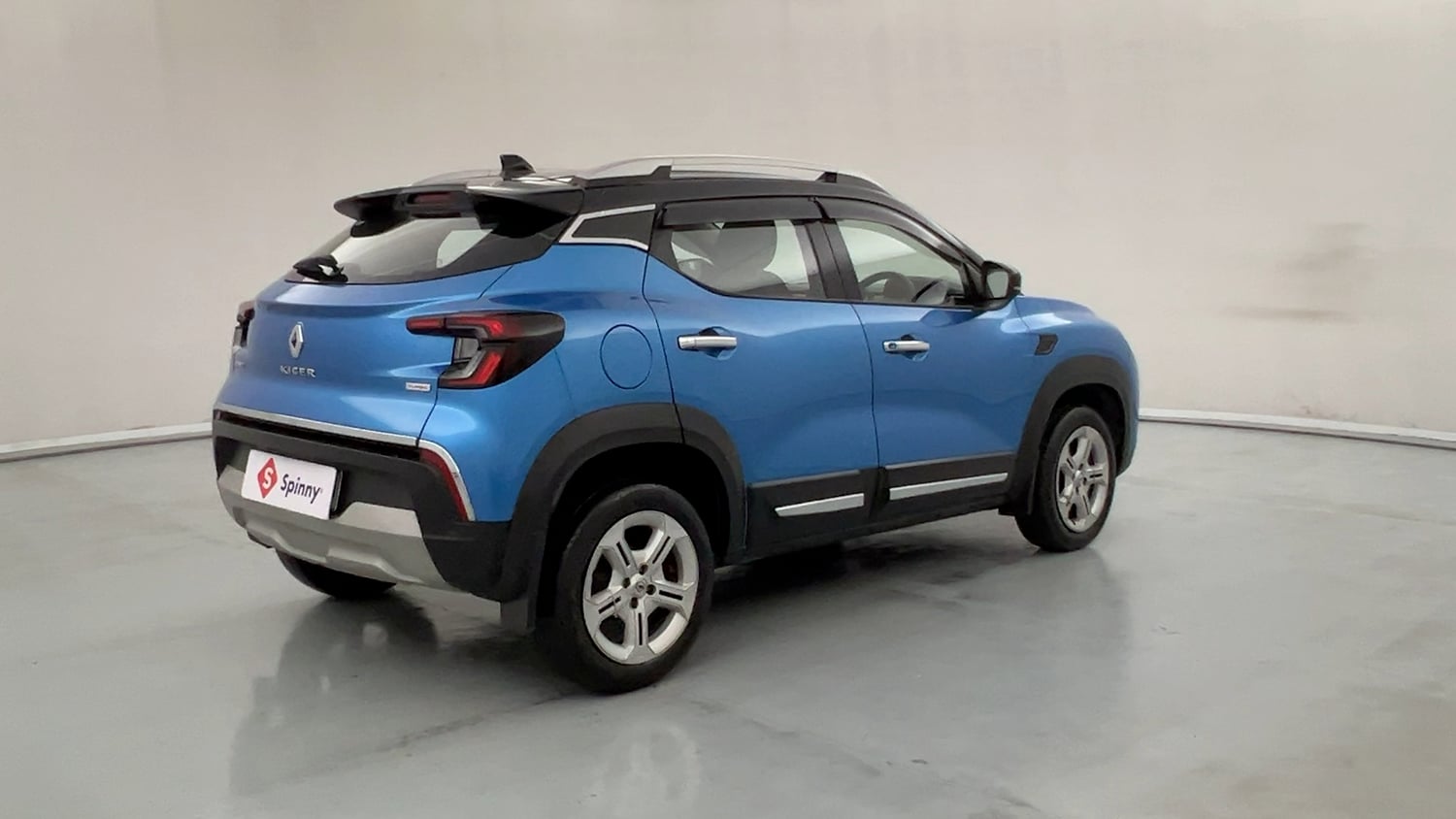 Used 2021 Renault Kiger RXT 1.0 Turbo MT Petrol Manual exterior RIGHT REAR CORNER VIEW