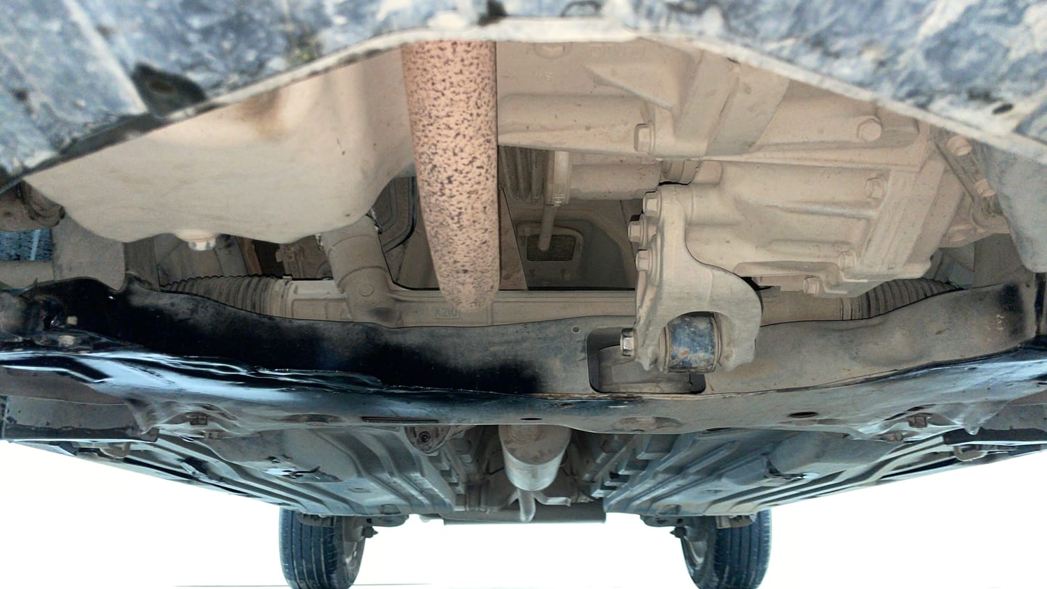 Used 2022 Maruti Suzuki Vitara Brezza ZXi AT SHVS Petrol Automatic extra FRONT LEFT UNDERBODY VIEW