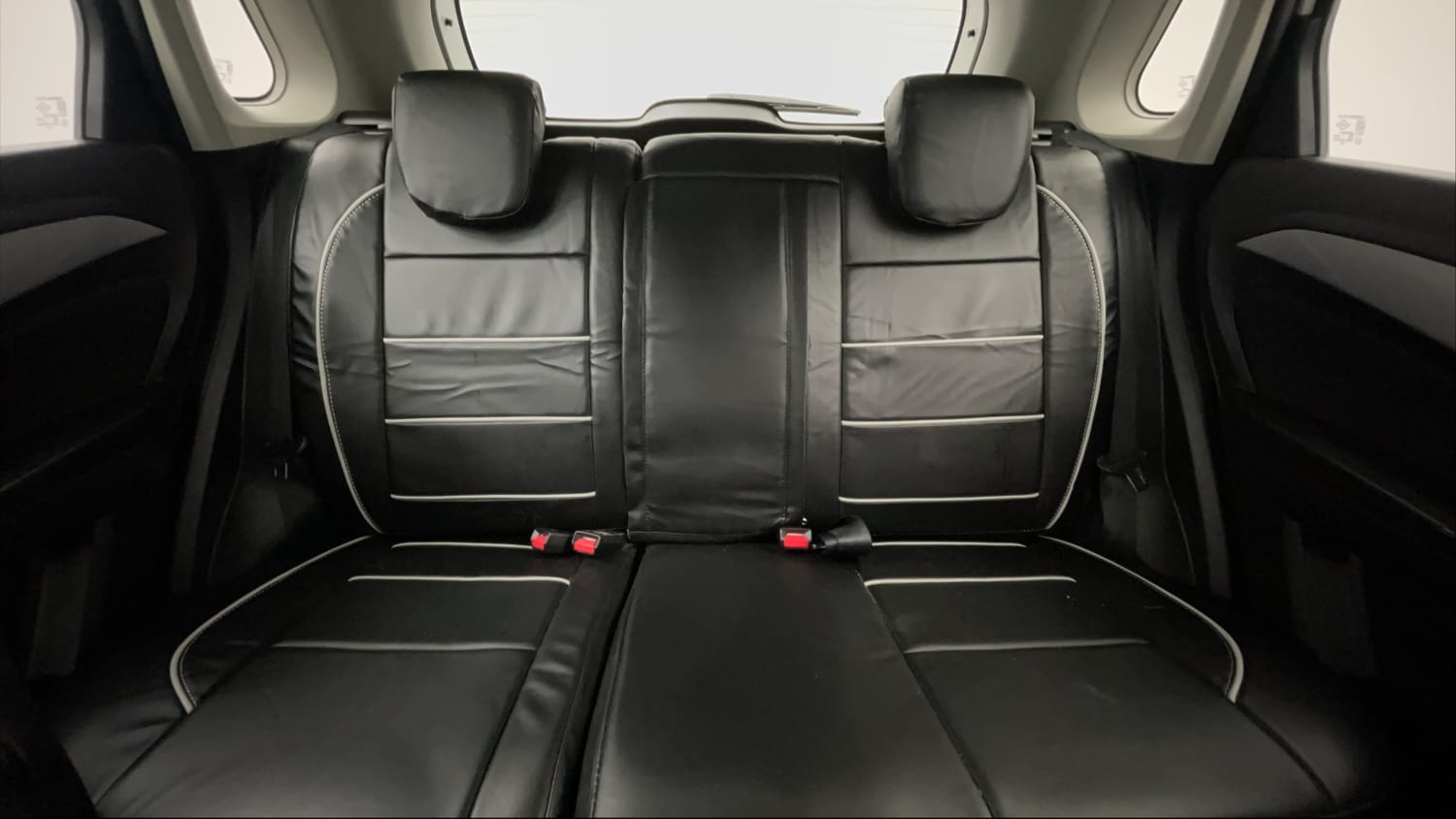 Used 2022 Maruti Suzuki Vitara Brezza ZXi AT SHVS Petrol Automatic interior REAR SEAT CONDITION VIEW