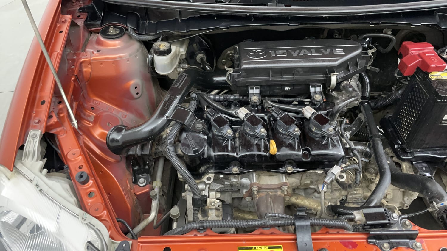 Used 2018 Toyota Etios Cross 1.2 G Petrol Manual engine ENGINE RIGHT SIDE VIEW