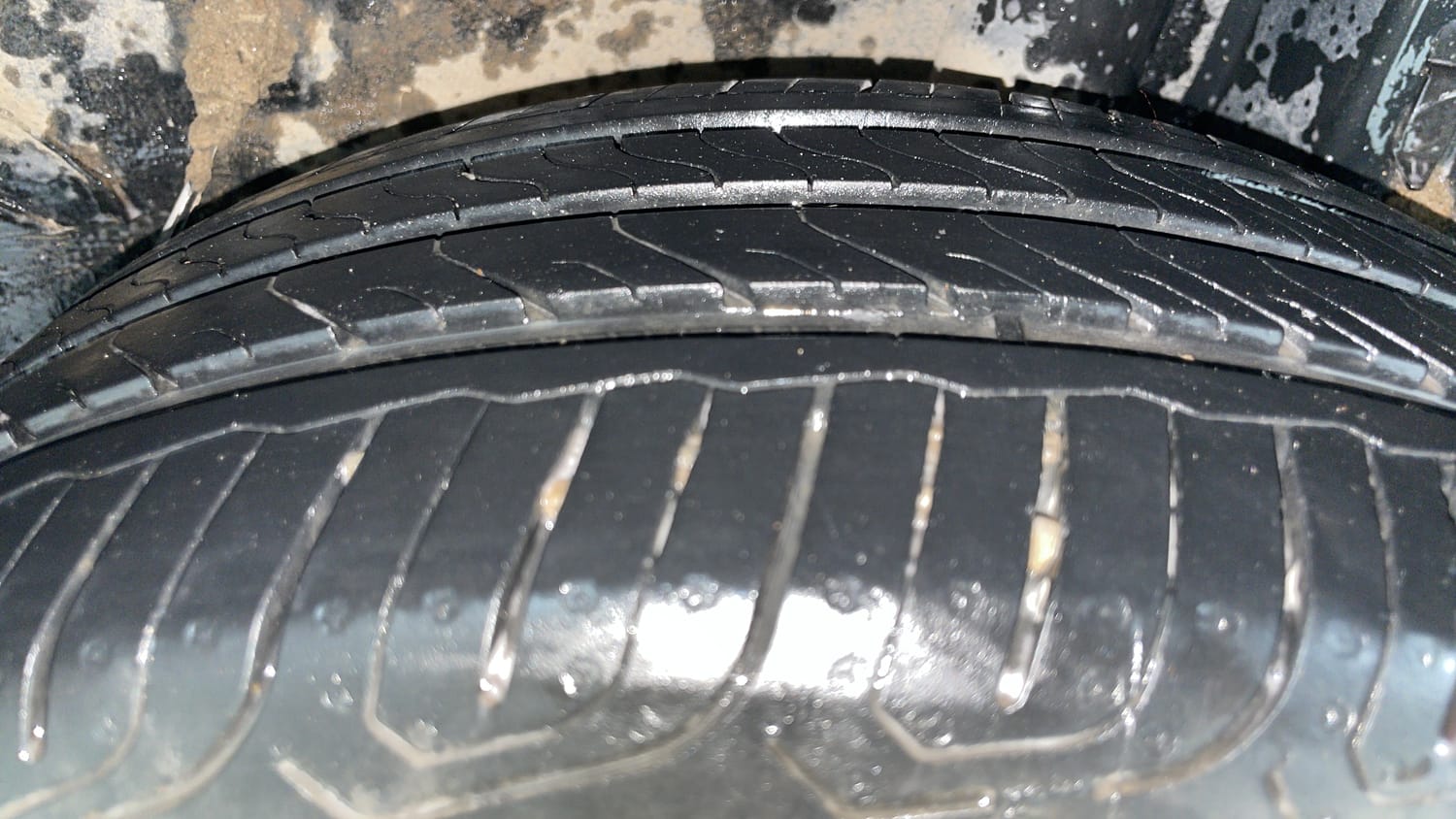 Used 2018 Toyota Etios Cross 1.2 G Petrol Manual tyres LEFT REAR TYRE TREAD VIEW