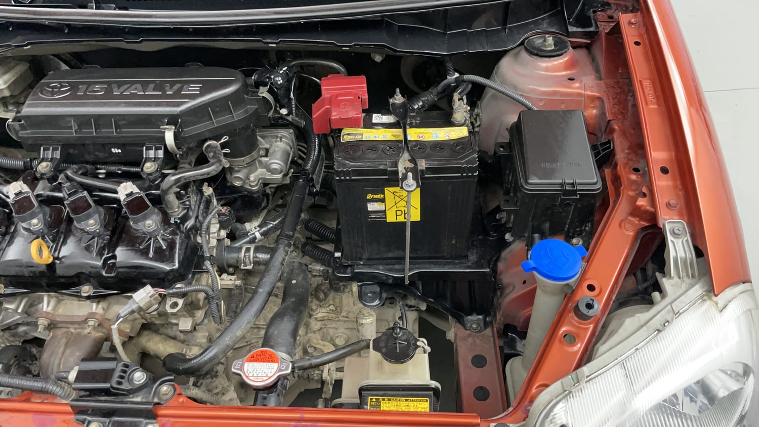 Used 2018 Toyota Etios Cross 1.2 G Petrol Manual engine ENGINE LEFT SIDE VIEW