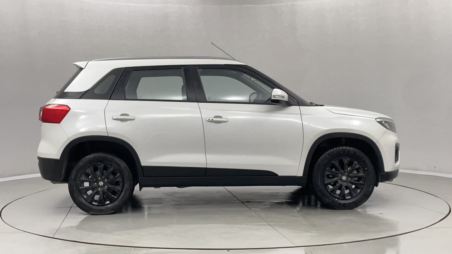 Used 2022 Maruti Suzuki Vitara Brezza ZXi AT SHVS Petrol Automatic exterior RIGHT SIDE VIEW