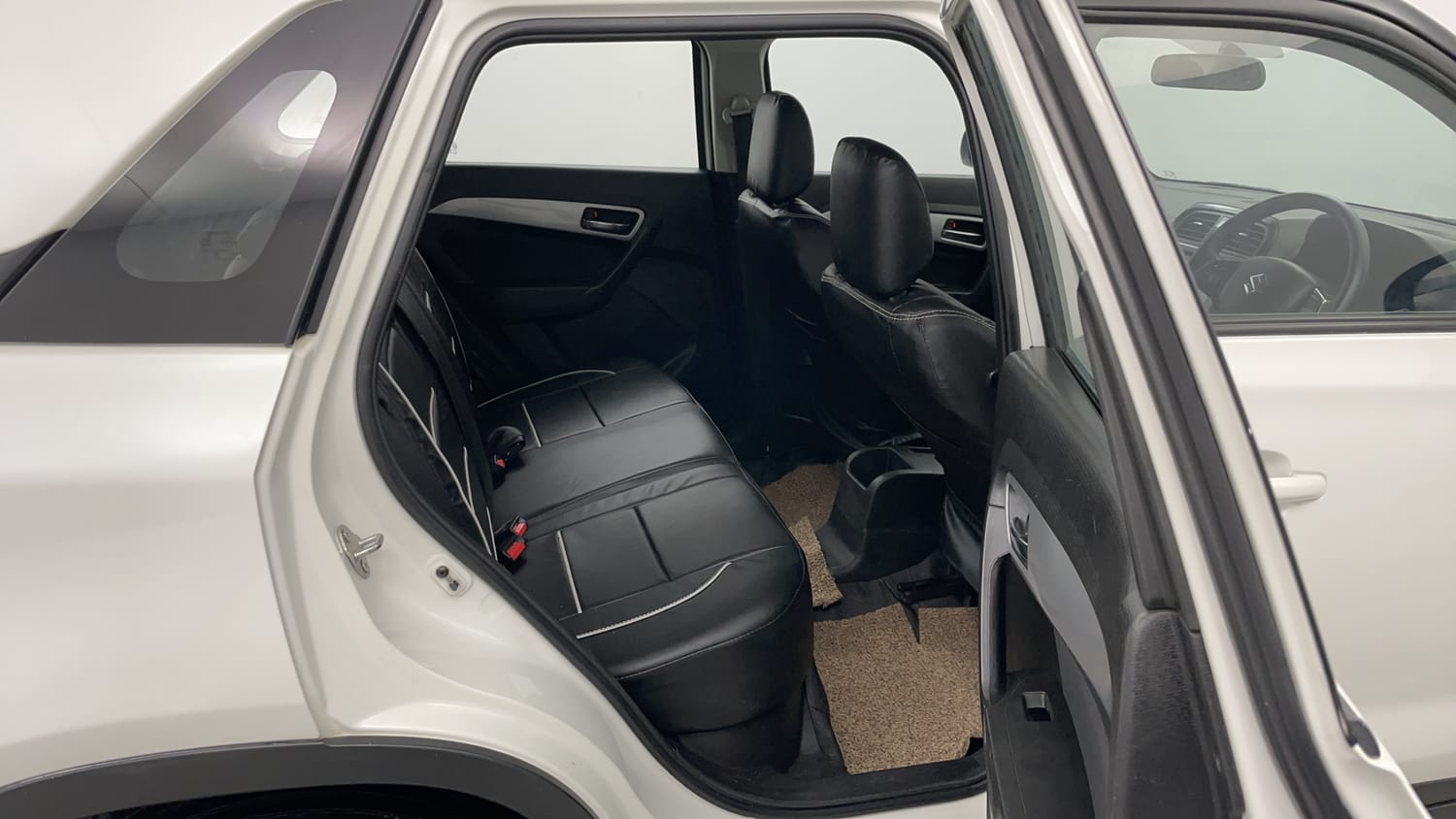 Used 2022 Maruti Suzuki Vitara Brezza ZXi AT SHVS Petrol Automatic interior RIGHT SIDE REAR DOOR CABIN VIEW