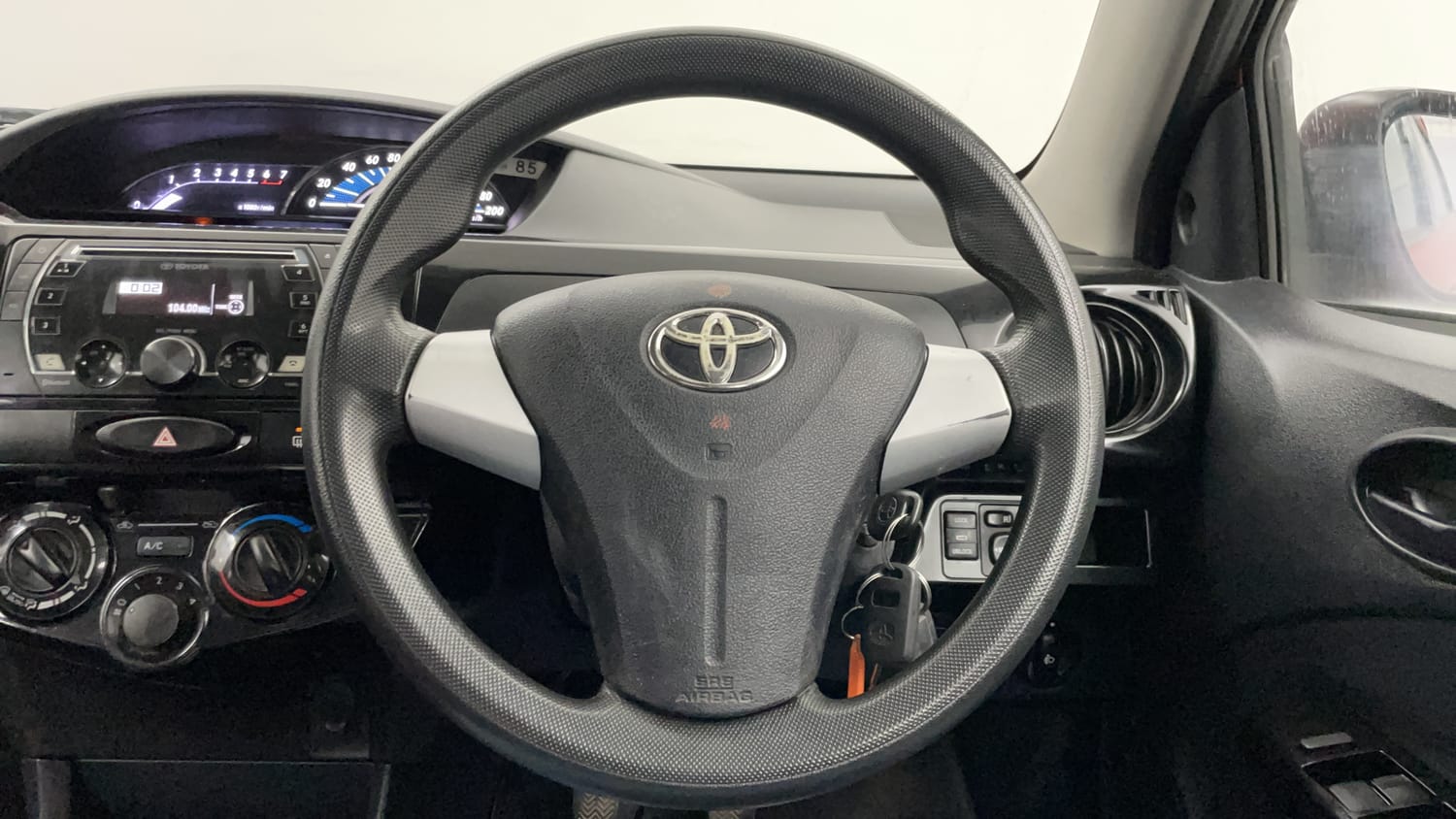Used 2018 Toyota Etios Cross 1.2 G Petrol Manual interior STEERING VIEW