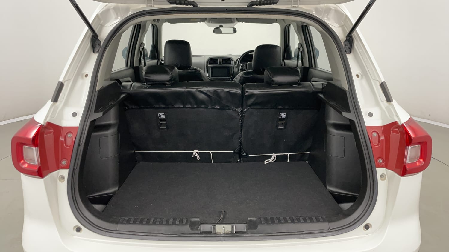 Used 2022 Maruti Suzuki Vitara Brezza ZXi AT SHVS Petrol Automatic interior DICKY INSIDE VIEW