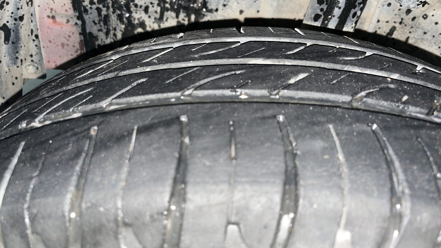 Used 2018 Toyota Etios Cross 1.2 G Petrol Manual tyres LEFT FRONT TYRE TREAD VIEW