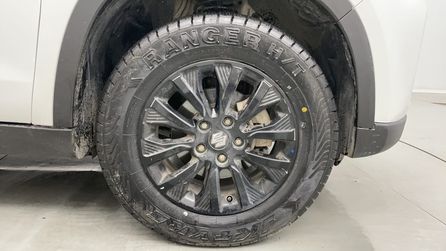 Used 2022 Maruti Suzuki Vitara Brezza ZXi AT SHVS Petrol Automatic tyres RIGHT FRONT TYRE RIM VIEW