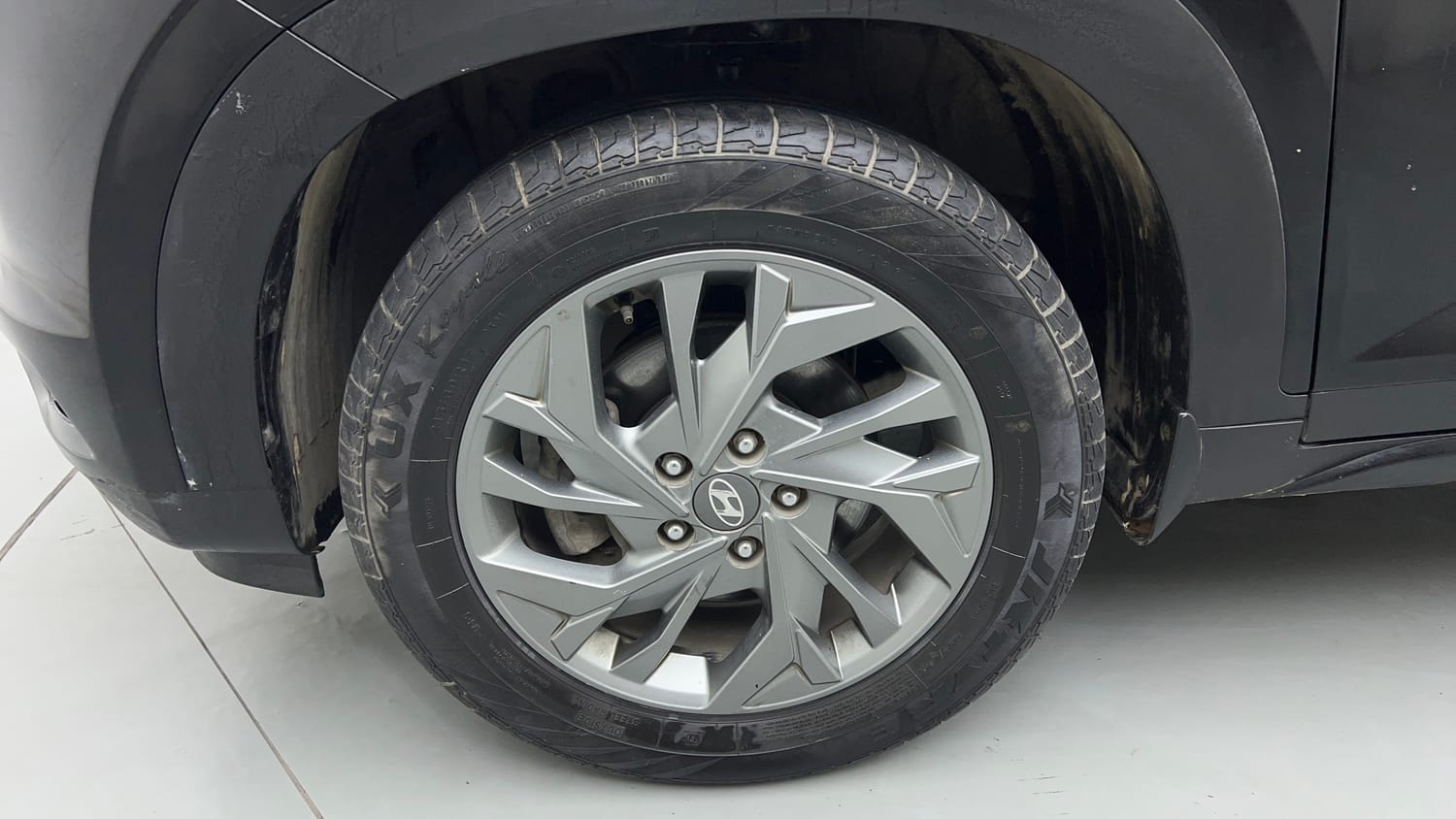 Used 2020 Hyundai Creta SX (O) 1.4 Turbo 7 DCT Petrol Automatic tyres LEFT FRONT TYRE RIM VIEW