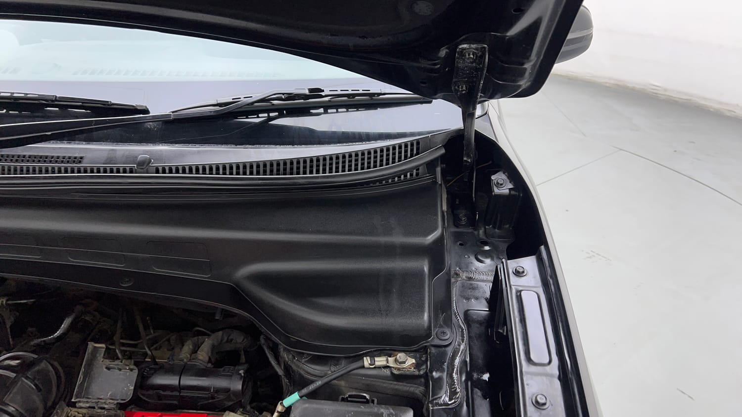 Used 2020 Hyundai Creta SX (O) 1.4 Turbo 7 DCT Petrol Automatic engine ENGINE LEFT SIDE HINGE & APRON VIEW