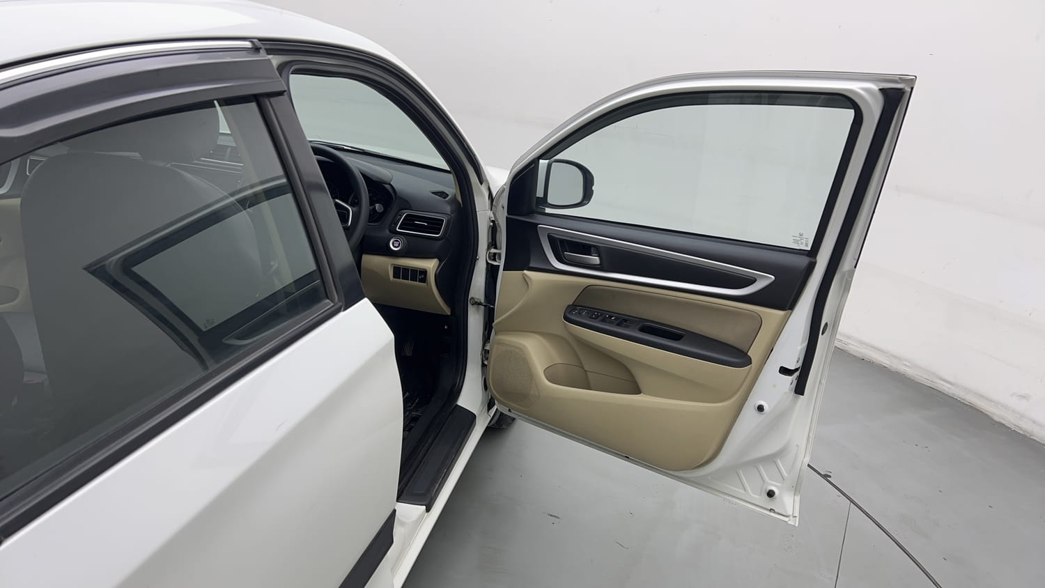 Used 2024 Honda Amaze VX 1.2 Petrol CVT Petrol Automatic interior RIGHT FRONT DOOR OPEN VIEW