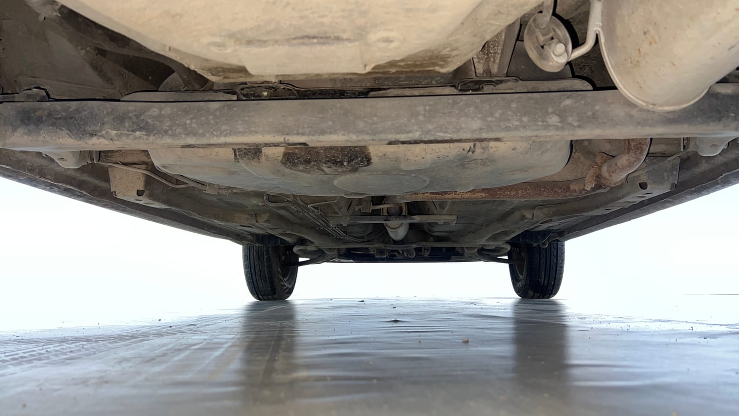 Used 2016 Tata Tiago Revotron XT Petrol Manual extra REAR UNDERBODY VIEW (TAKEN FROM REAR)