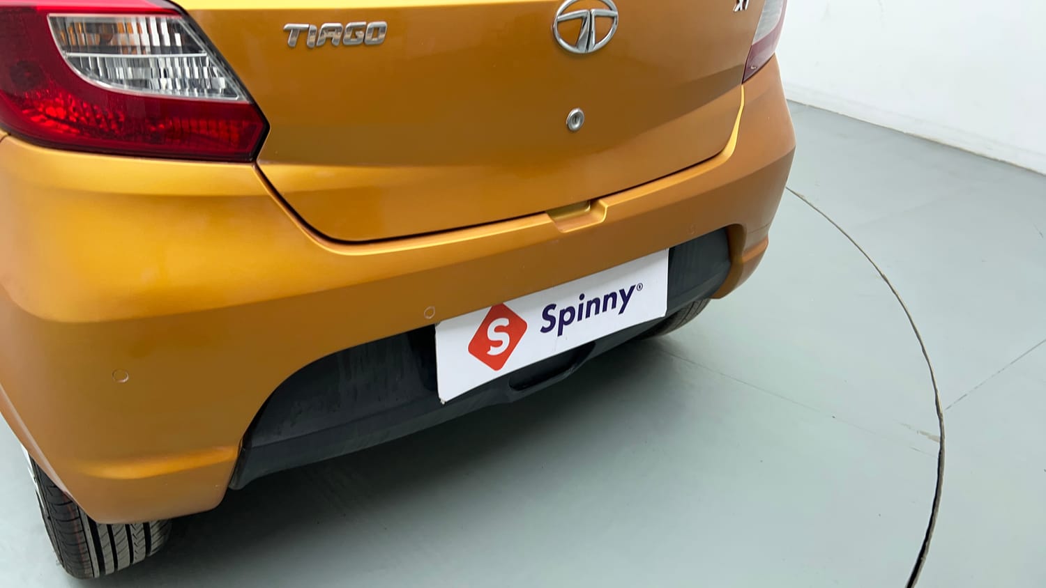 Used 2016 Tata Tiago Revotron XT Petrol Manual top_features Parking sensors