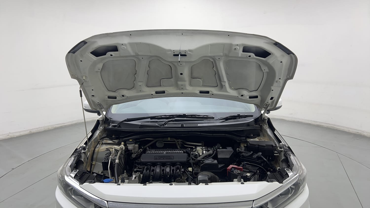 Used 2024 Honda Amaze VX 1.2 Petrol CVT Petrol Automatic engine ENGINE & BONNET OPEN FRONT VIEW