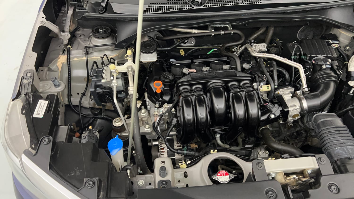 Used 2024 Honda Elevate V MT Petrol Manual engine ENGINE RIGHT SIDE VIEW