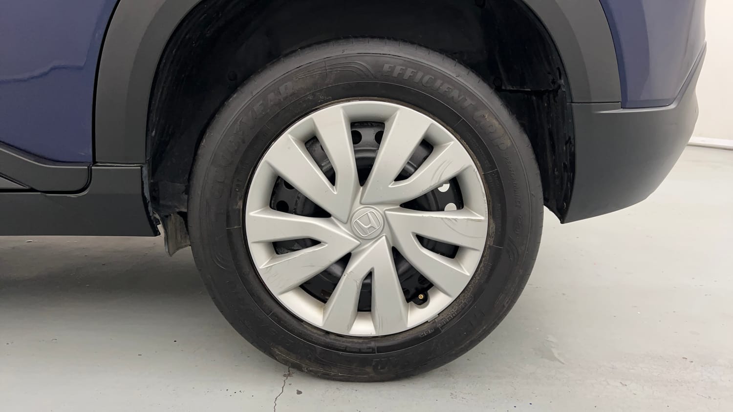 Used 2024 Honda Elevate V MT Petrol Manual tyres LEFT REAR TYRE RIM VIEW