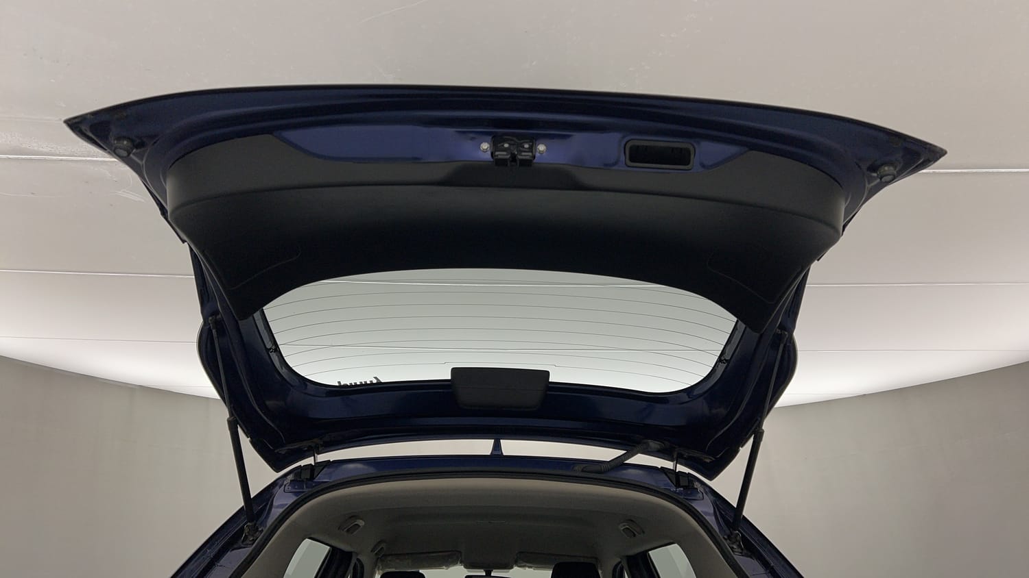 Used 2024 Honda Elevate V MT Petrol Manual interior DICKY DOOR OPEN VIEW