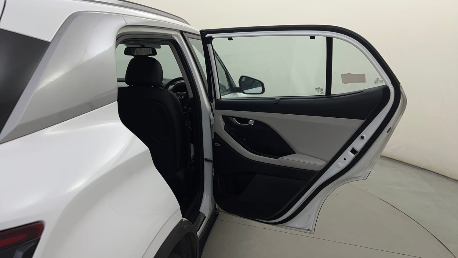Used 2023 Hyundai Creta SX (O) 1.5 Diesel Automatic Diesel Automatic interior RIGHT REAR DOOR OPEN VIEW