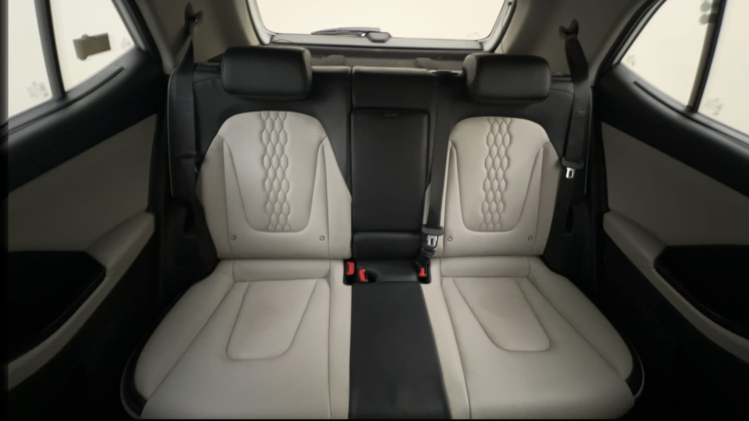 Used 2023 Hyundai Creta SX (O) 1.5 Diesel Automatic Diesel Automatic interior REAR SEAT CONDITION VIEW